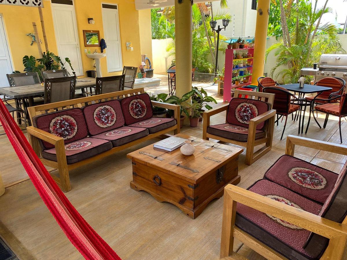 Zandoyo Bed & Breakfast ปูแอร์โตเอสกอนดิโด ภายนอก รูปภาพ