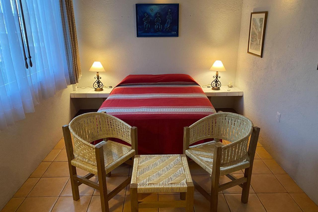 Zandoyo Bed & Breakfast ปูแอร์โตเอสกอนดิโด ภายนอก รูปภาพ